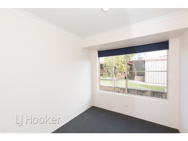 17 Mayflower Close, Port Kennedy WA 6172