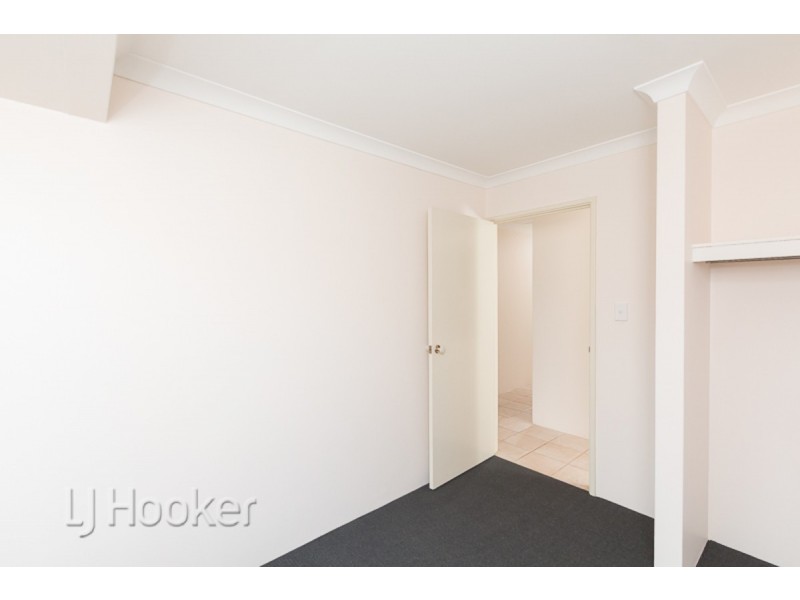 17 Mayflower Close, Port Kennedy WA 6172