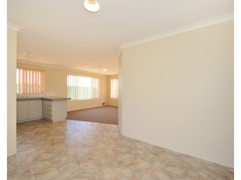 35 Mayflower Close, Port Kennedy WA 6172