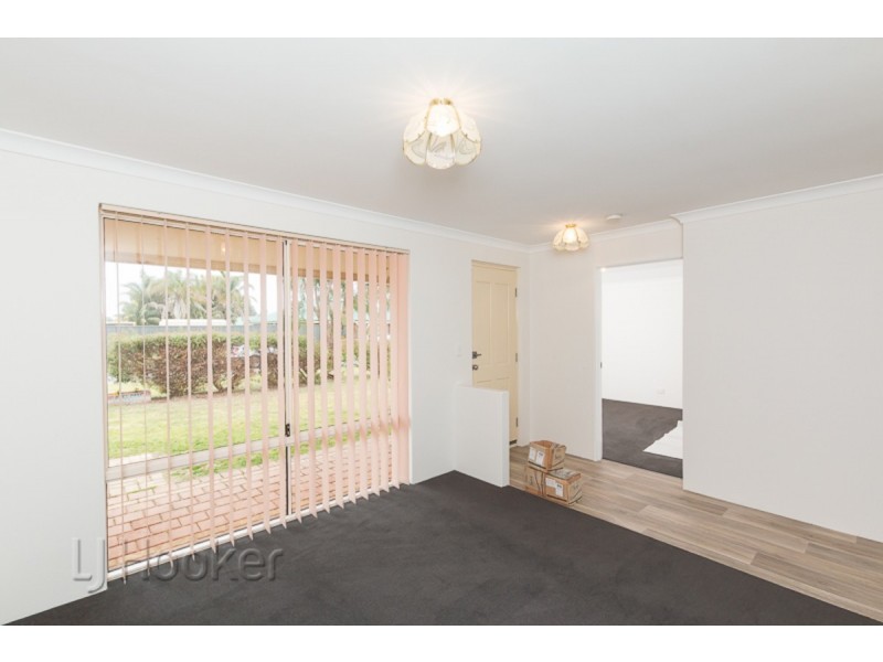 12 Seaspray Place, Waikiki WA 6169