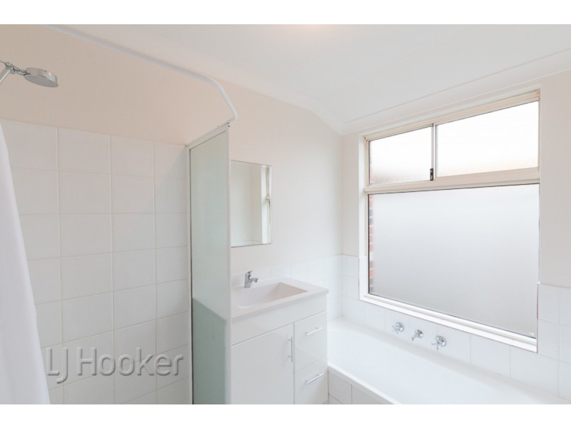 12 Seaspray Place, Waikiki WA 6169