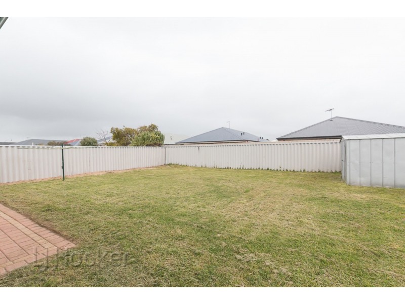 12 Seaspray Place, Waikiki WA 6169