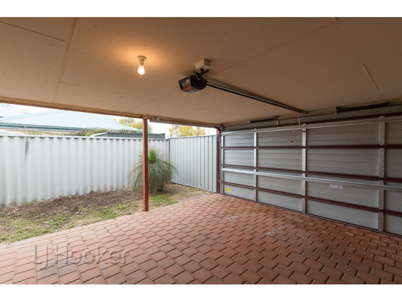 12 Seaspray Place, Waikiki WA 6169