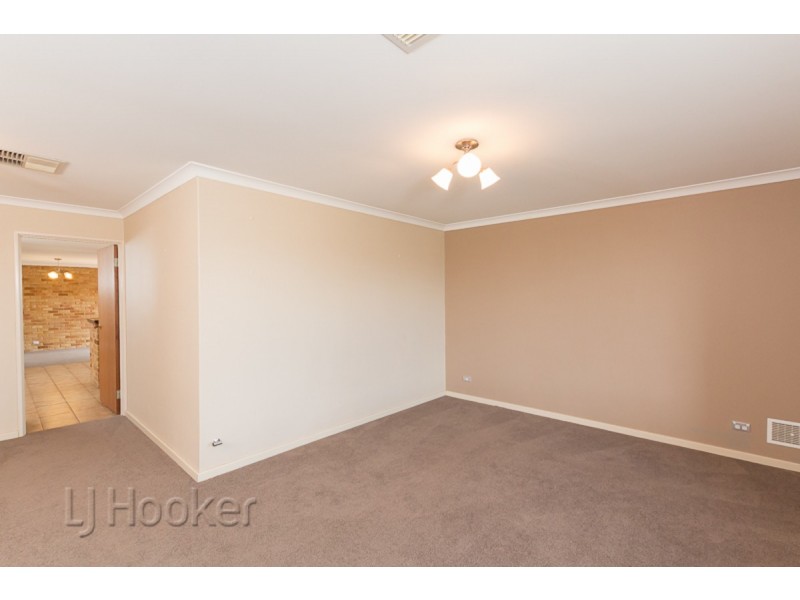27 Frigate Close, Waikiki WA 6169