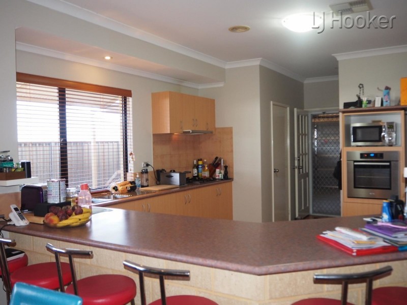 24 Ridge Boulevard, Baldivis WA 6171