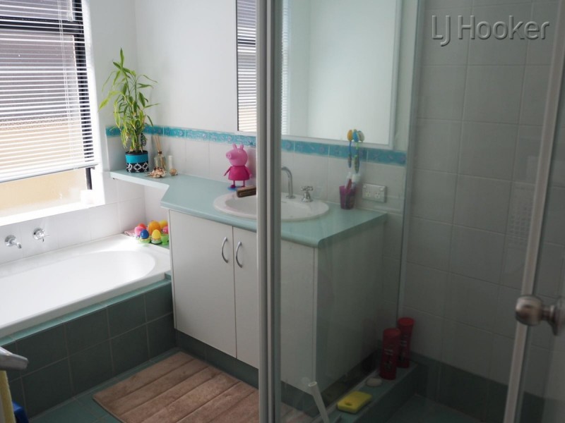 24 Ridge Boulevard, Baldivis WA 6171