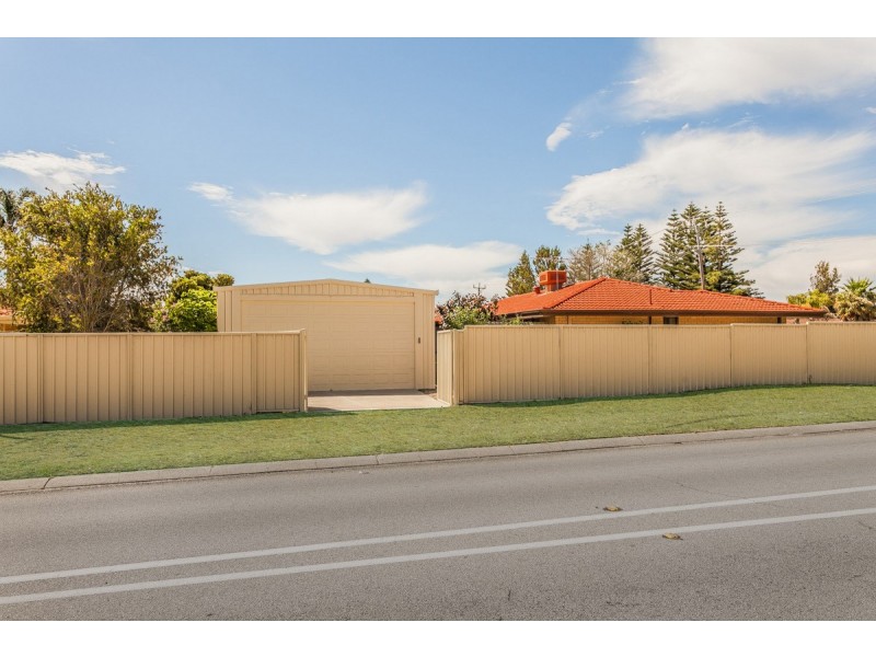 1 Hawkins Street, Rockingham WA 6168