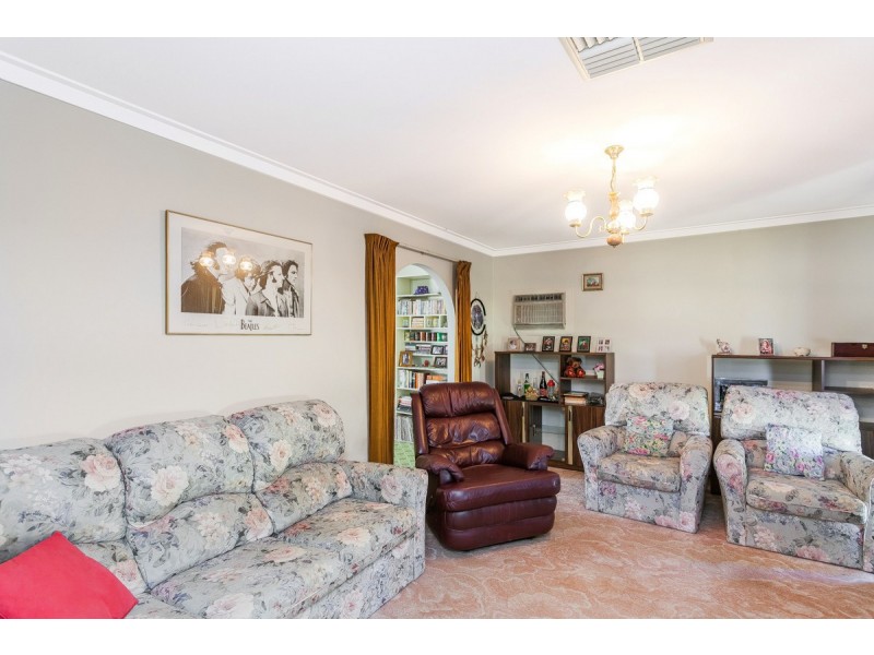 1 Hawkins Street, Rockingham WA 6168