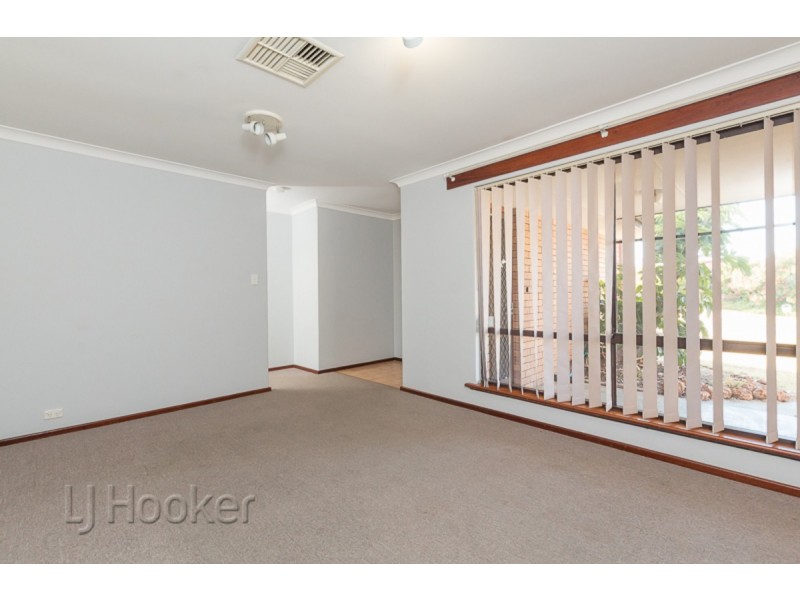 13 Nabberu Loop, Cooloongup WA 6168