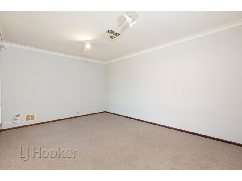 13 Nabberu Loop, Cooloongup WA 6168