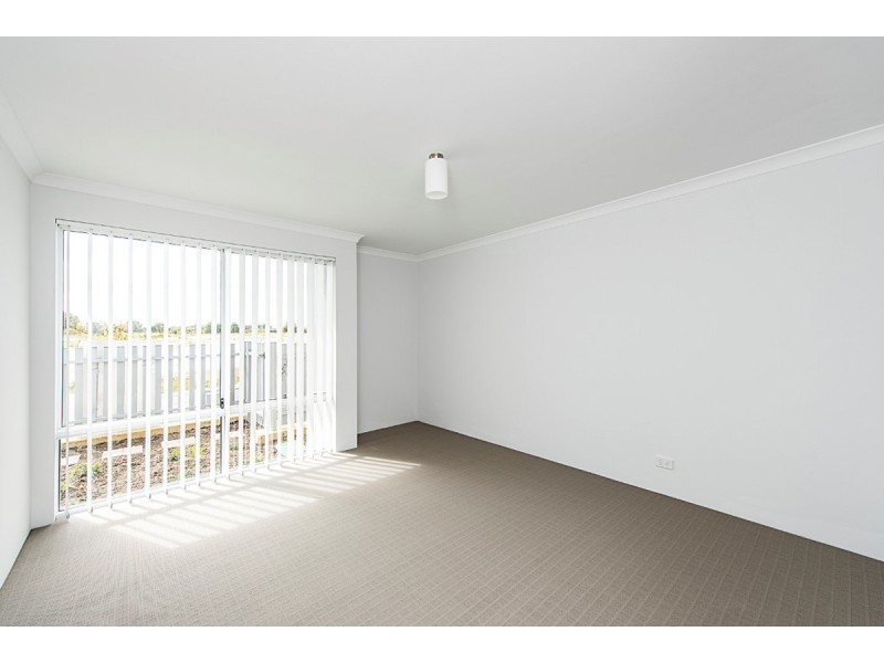 36 Mallina Crescent, Golden Bay WA 6174