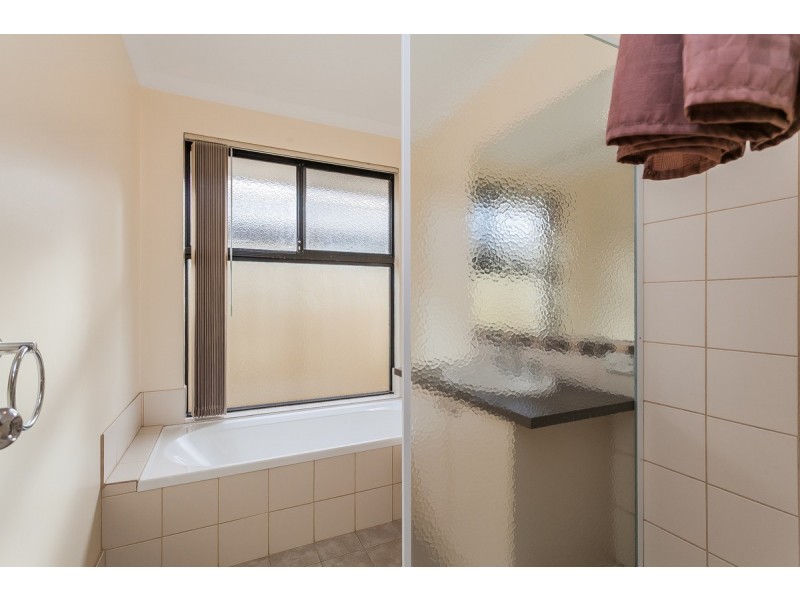 14 Cheney Loop, Secret Harbour WA 6173