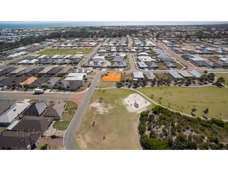 70 Lennox Drive, Secret Harbour WA 6173