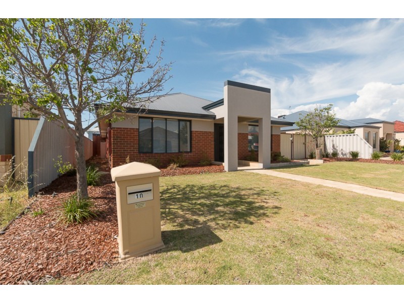 10 Celtic Crescent, Shoalwater WA 6169