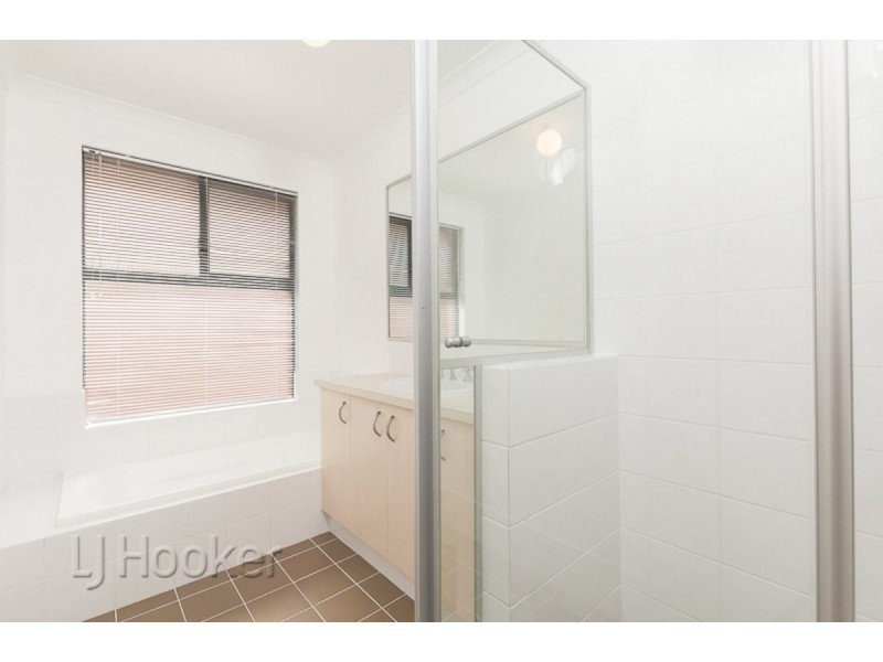 10 Celtic Crescent, Shoalwater WA 6169