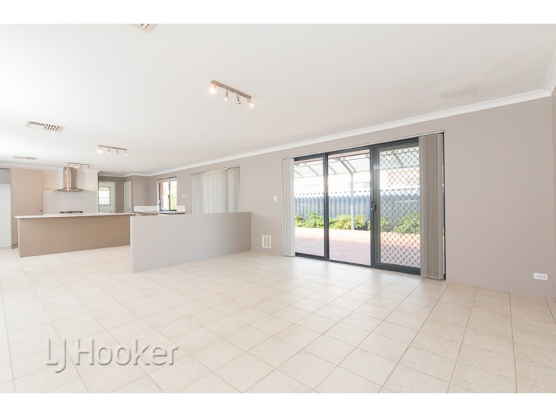 10 Celtic Crescent, Shoalwater WA 6169