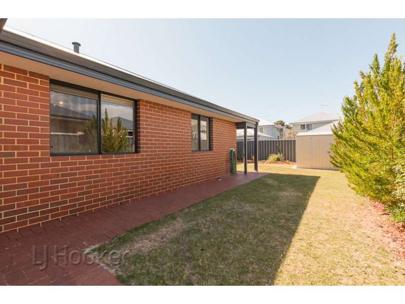 10 Celtic Crescent, Shoalwater WA 6169