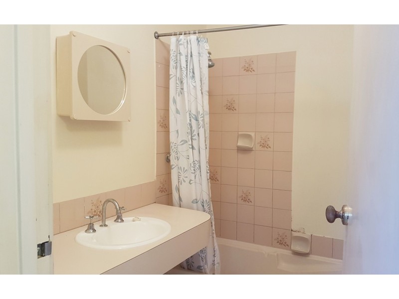 8/10 Merope Close, Rockingham WA 6168