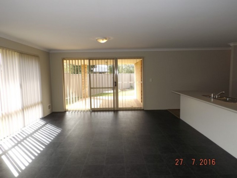 10 Chestnut Way, Baldivis WA 6171