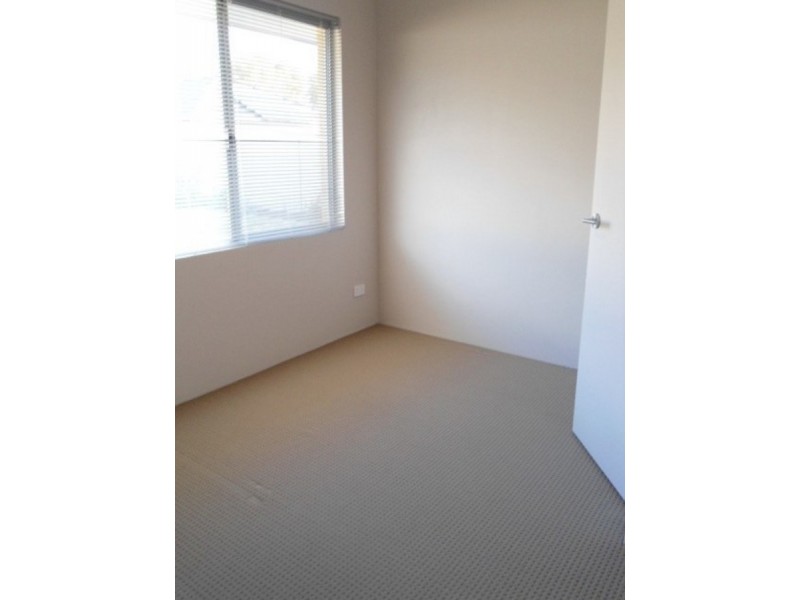 40 Sorrento Turn, Secret Harbour WA 6173