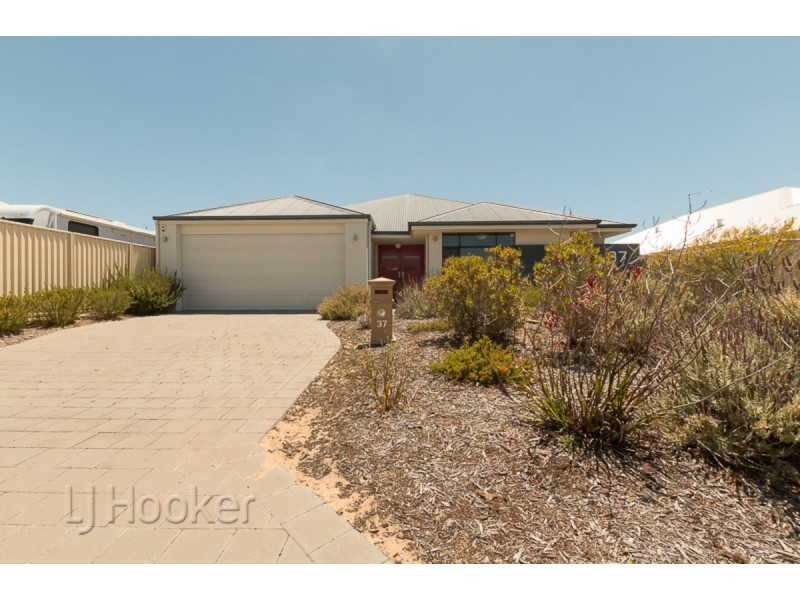 37 Wanderer Parkway, Baldivis WA 6171