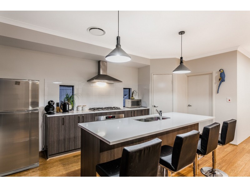 162 Harrington Waters Drive, Waikiki WA 6169