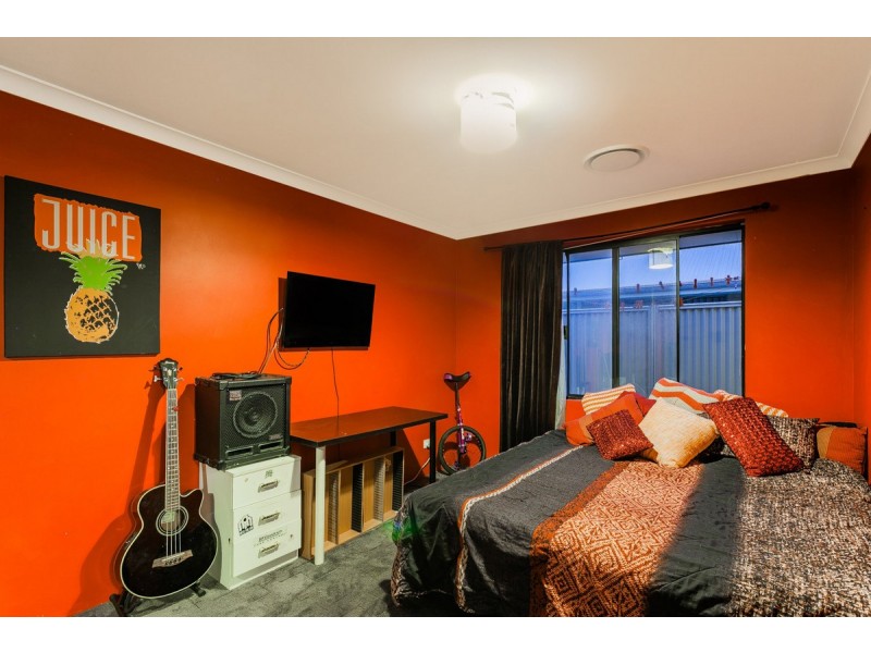 162 Harrington Waters Drive, Waikiki WA 6169