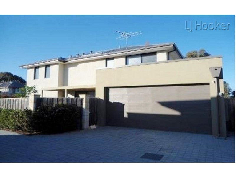 28 Malone Loop, Meadow Springs WA 6210