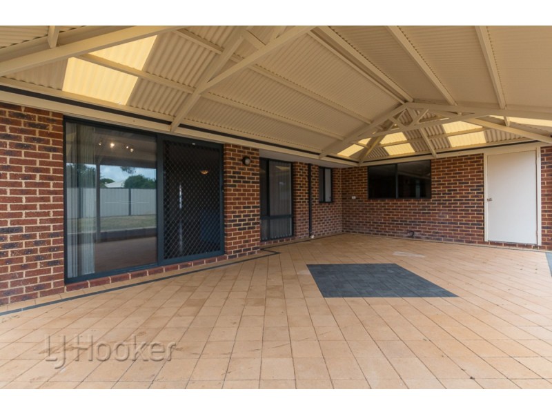 30 McVeigh Street, Singleton WA 6175