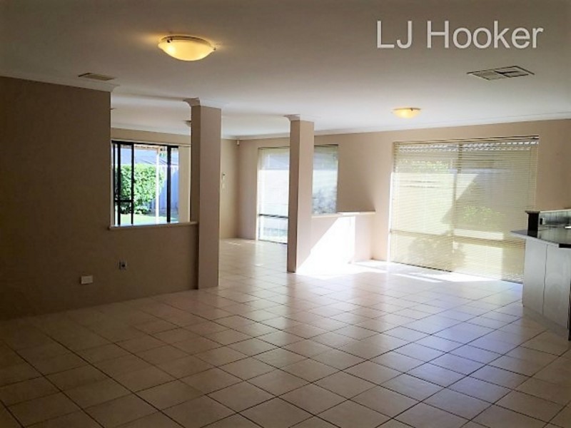 6 Freshwater Way, Secret Harbour WA 6173