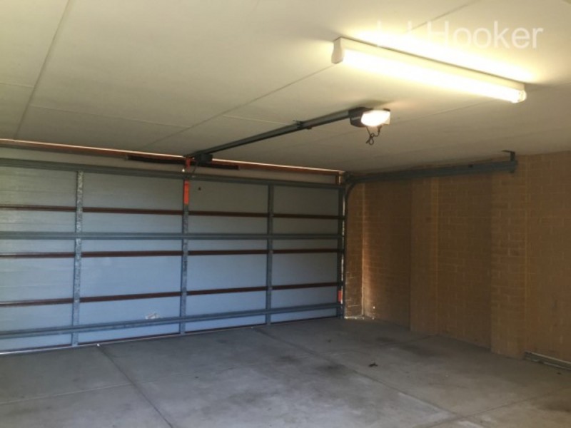 6 Freshwater Way, Secret Harbour WA 6173