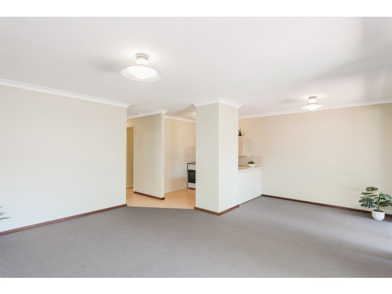 6/10 Merope Close, Rockingham WA 6168