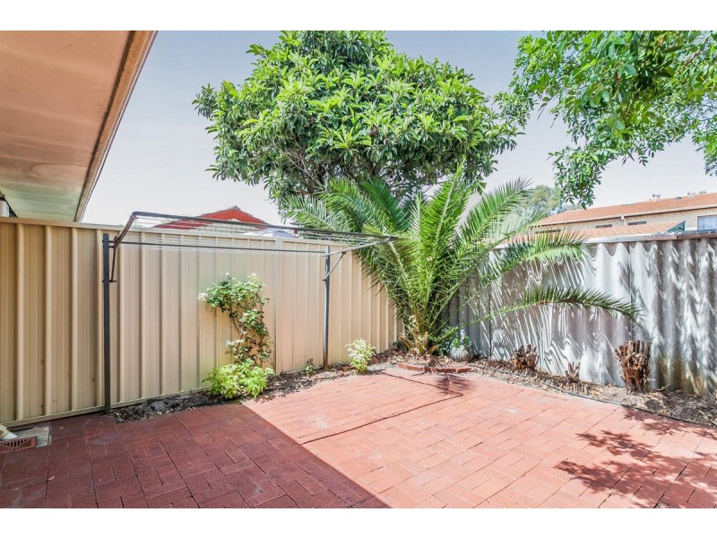 6/10 Merope Close, Rockingham WA 6168