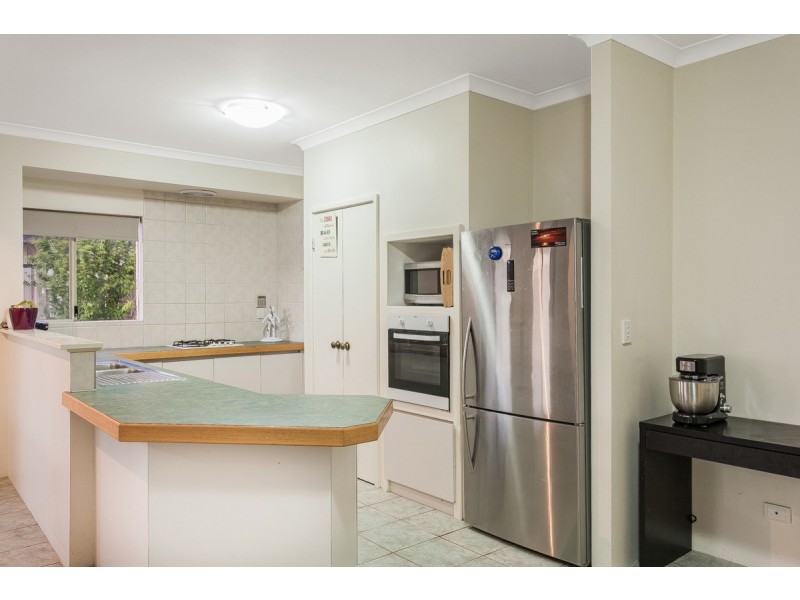 1 Fontainebleu Vista, Port Kennedy WA 6172