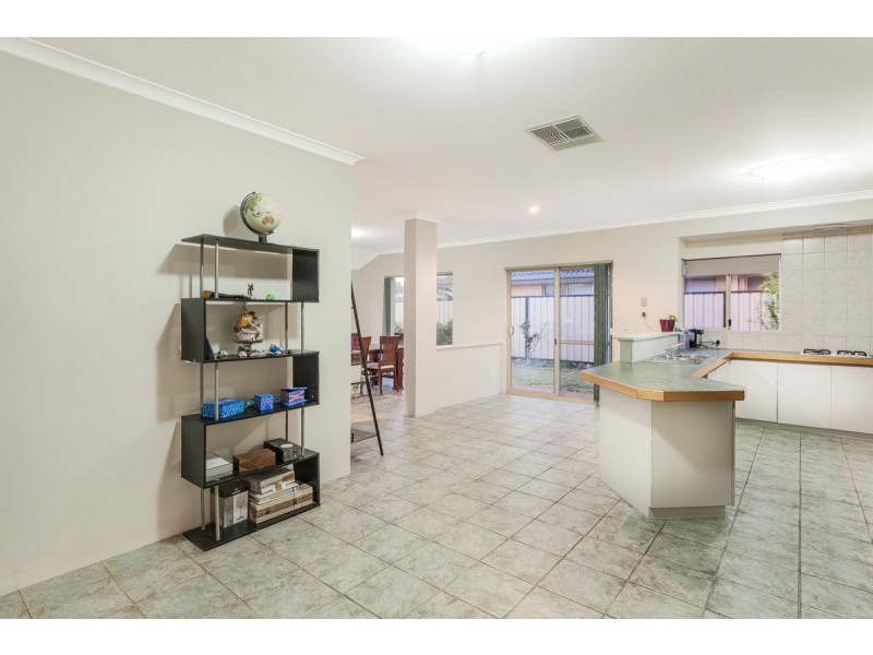 1 Fontainebleu Vista, Port Kennedy WA 6172