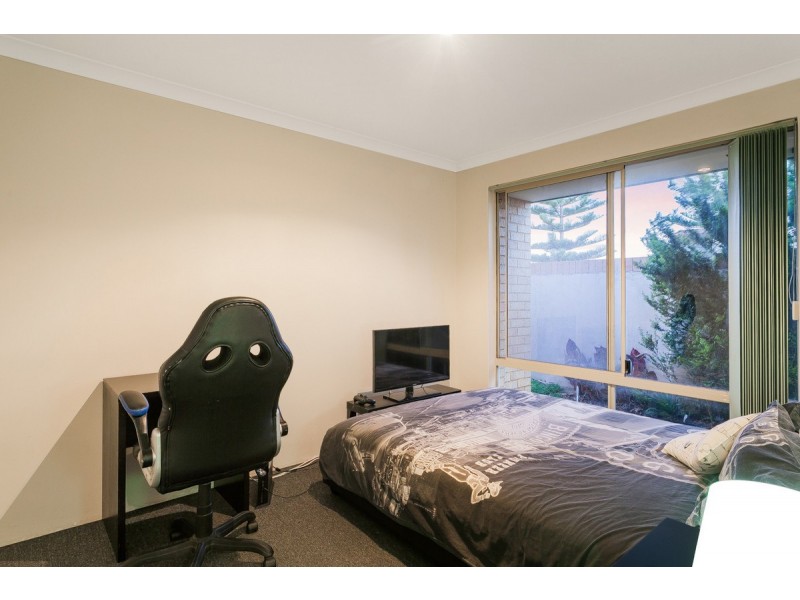 1 Fontainebleu Vista, Port Kennedy WA 6172