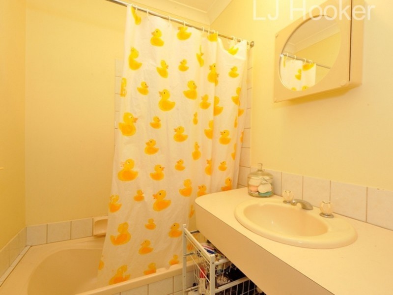 10/8 Merope Close, Rockingham WA 6168