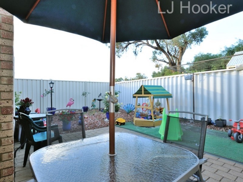 10/8 Merope Close, Rockingham WA 6168