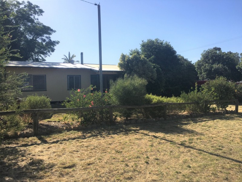 6 Maxwell Street, Serpentine WA 6125