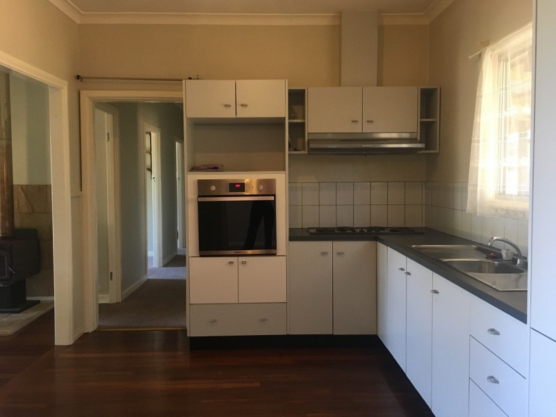 6 Maxwell Street, Serpentine WA 6125