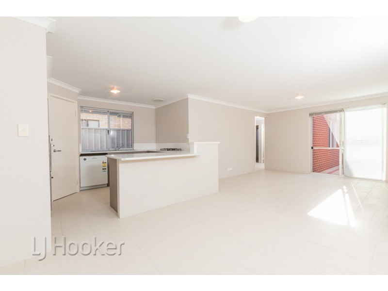 5/5 Crusoe Link, Secret Harbour WA 6173