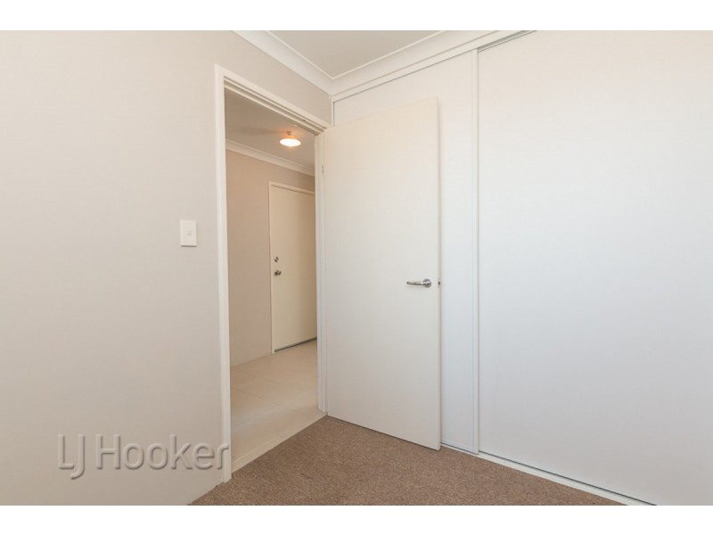 5/5 Crusoe Link, Secret Harbour WA 6173