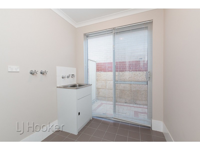 5/5 Crusoe Link, Secret Harbour WA 6173