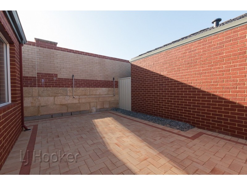 5/5 Crusoe Link, Secret Harbour WA 6173