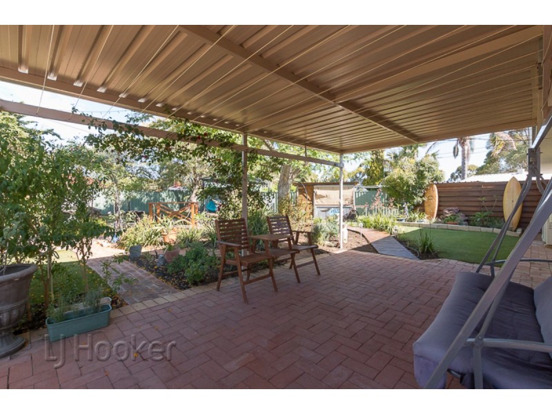 20 Glencoe Place, Cooloongup WA 6168