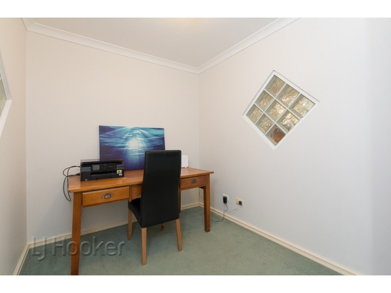 20 Glencoe Place, Cooloongup WA 6168