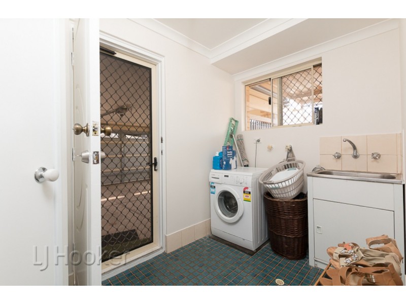 20 Glencoe Place, Cooloongup WA 6168