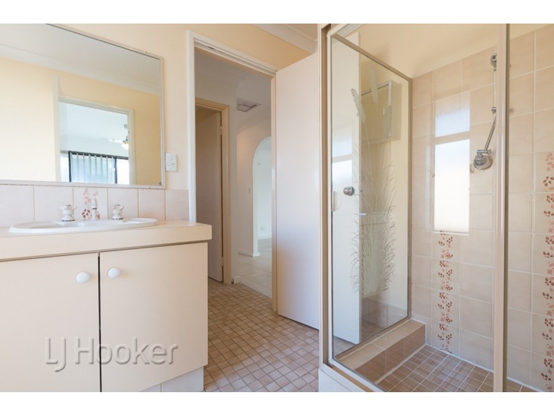 29 Malibu Road, Safety Bay WA 6169