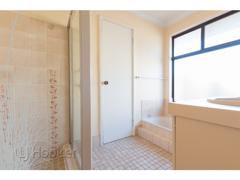 29 Malibu Road, Safety Bay WA 6169