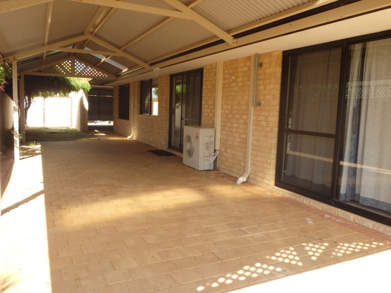 19 Mikonos Mews, Secret Harbour WA 6173